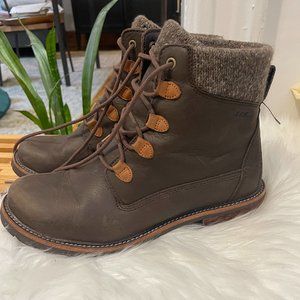 L.L. Bean Women's East Point Ankle Boot